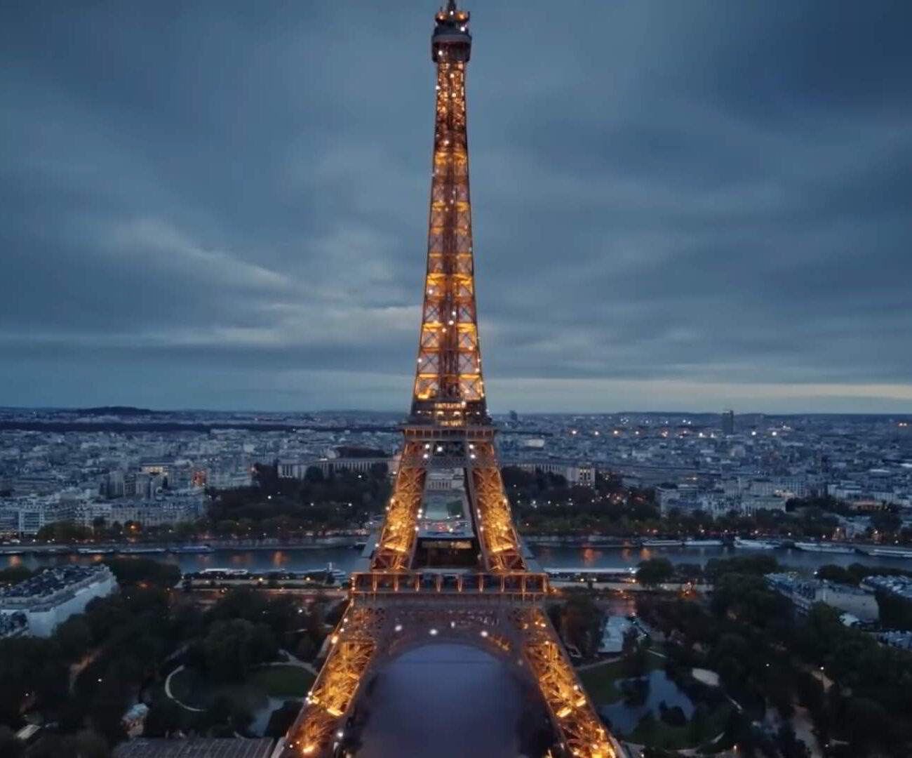 Air France e il video sulla sicurezza in volo